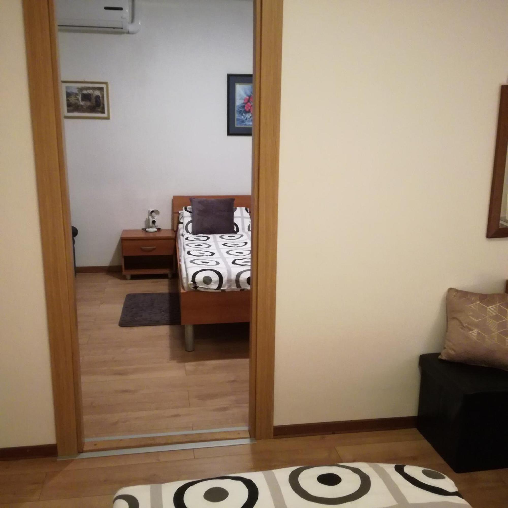 Rooms Kapelj ポストイナ 部屋 写真